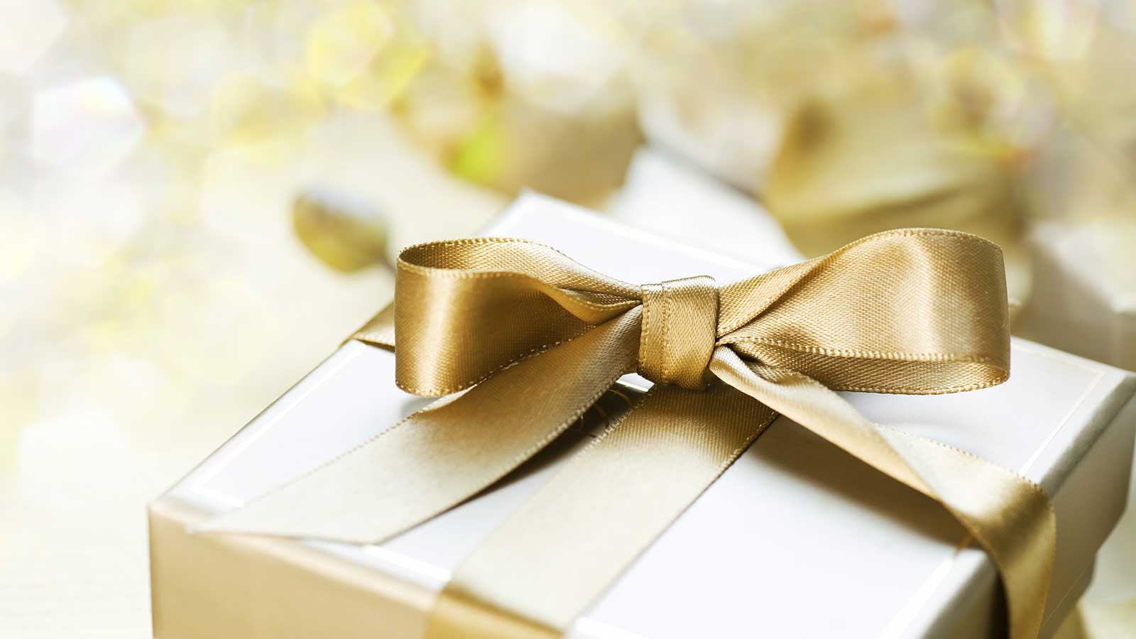 home-bg-gift-1